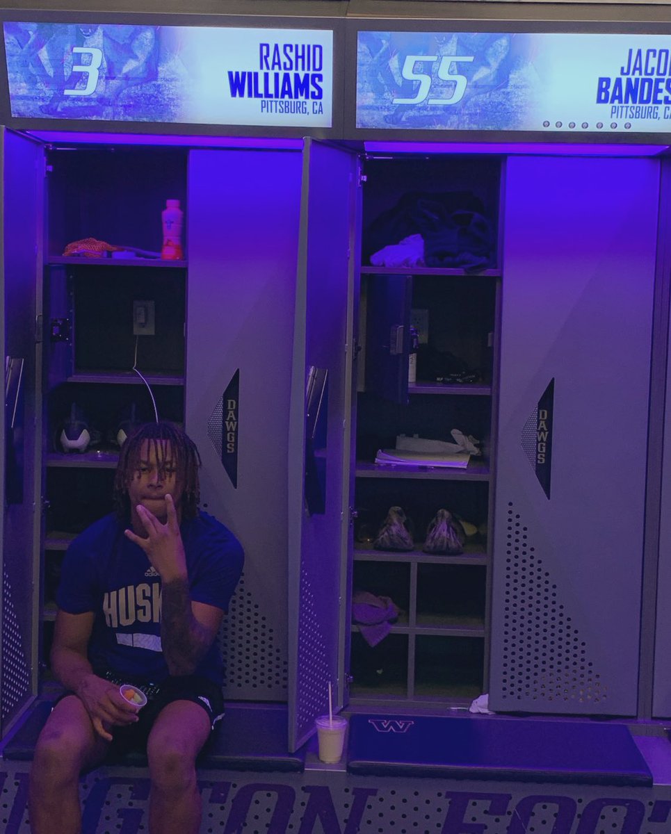 Pitt Football looking good in Purple! Good luck this season <a href="/Rashidakello6/">Rashid Williams</a> <a href="/Jacob_Bandes/">Bandisimo</a> <a href="/UW_Football/">Washington Football</a> #GoHuskies #PITT 💣💥💣💥💣💥💣💥