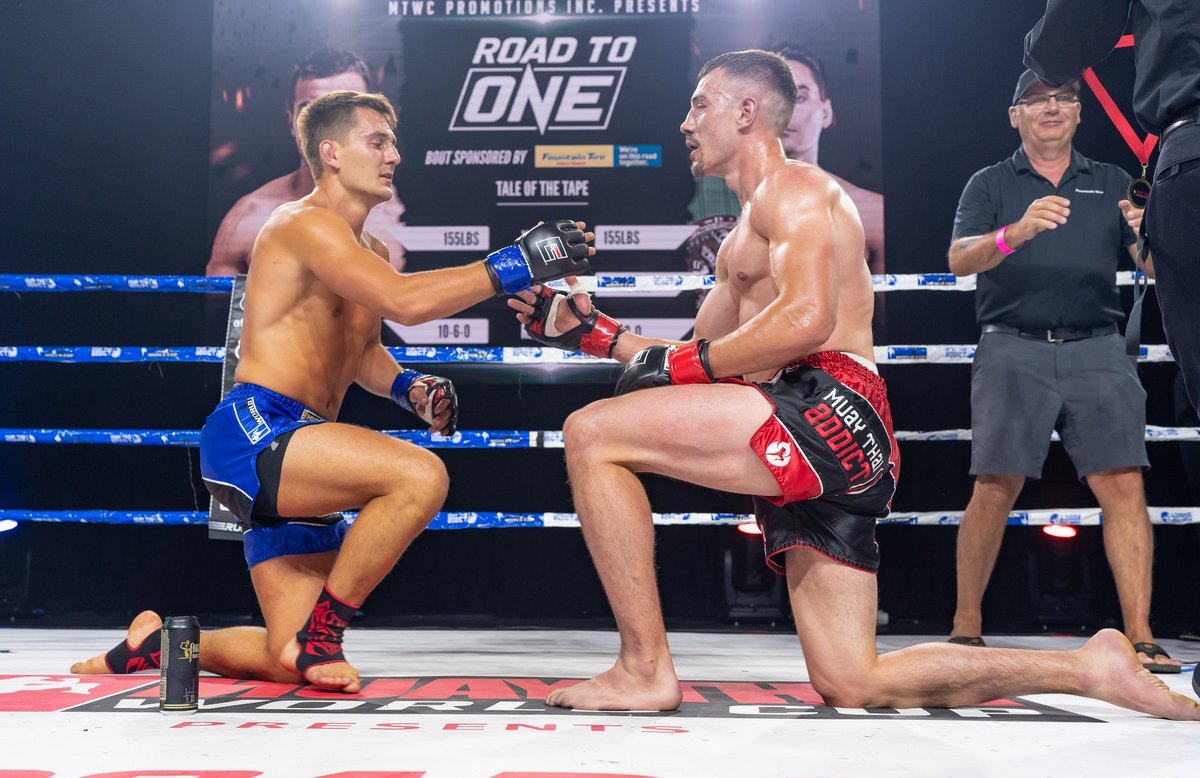 Much Respect 🤝 

📸 @abrphotography1 

#RTO #MTWC #MuayThai #Kickboxing