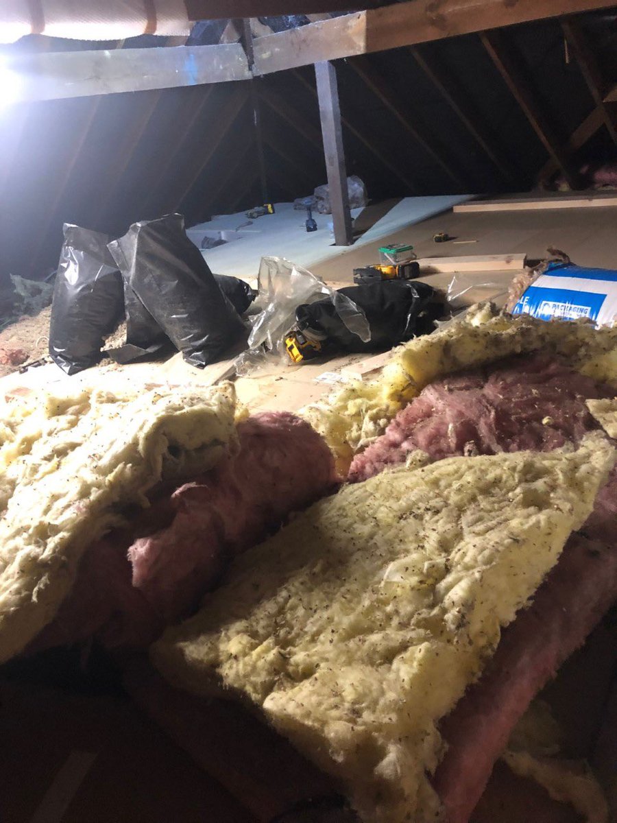 loftladderpros's tweet image. Let the experts at Home Counties Loft Ladders transform your loft space as we have done here🙂👏👌
Book your free loft ladder survey with us on 0808 301 9548 or online at homecountiesloftladders.co.uk/contact-us/
#freeloftsurvey #loftspace #loftstorage #loftboarding #loftladder