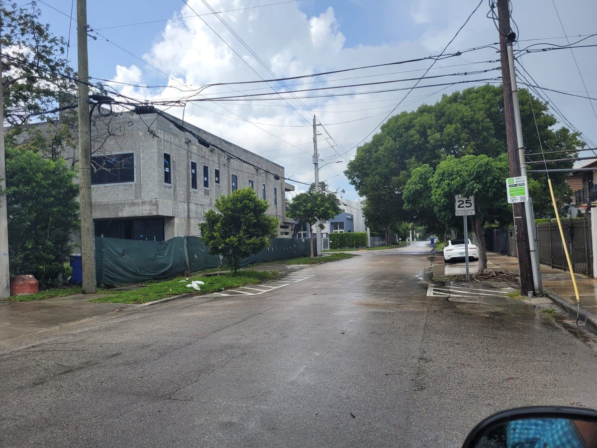 newschica's tweet photo. People of #SilverBluff in #Miami, you can now move about freely. Barricades that have been up arbitrarily for more than a year have finally come down. More to come on #PoliticalCortadito https://t.co/rafozl7nWc