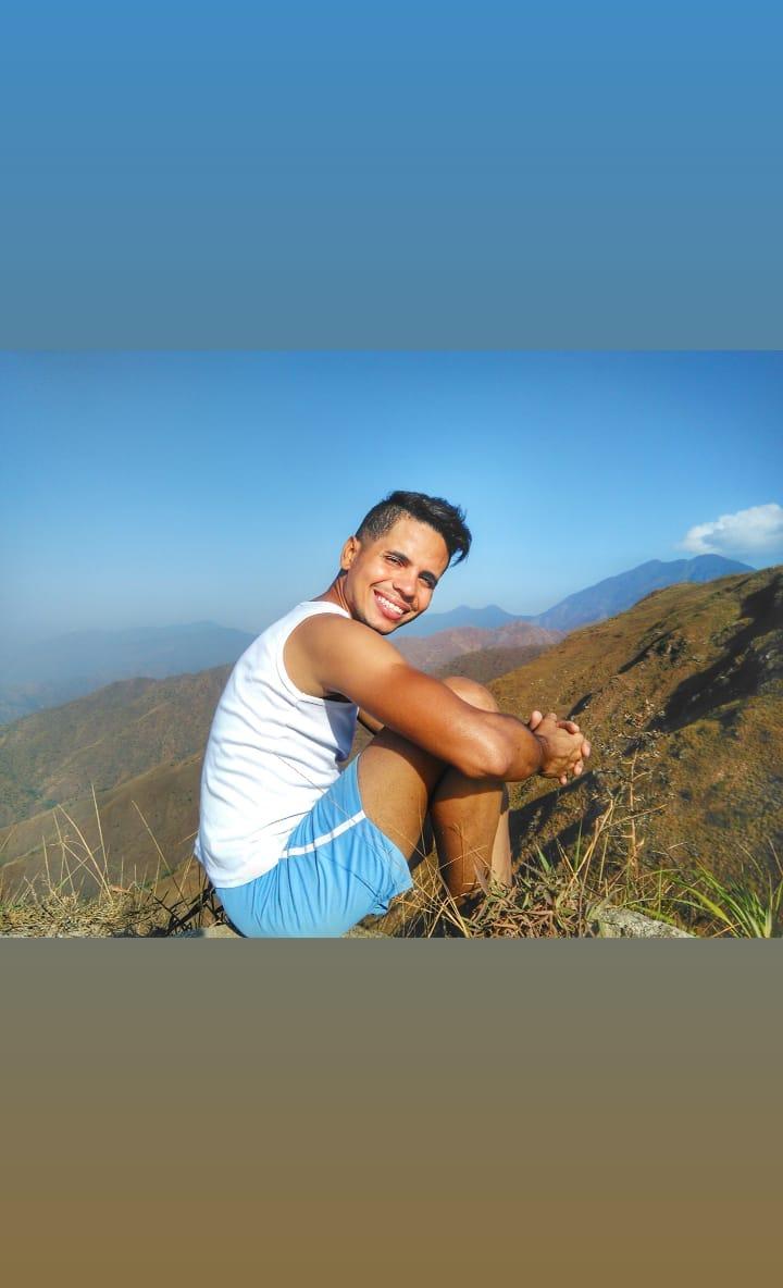 Javier Flores M tweet media