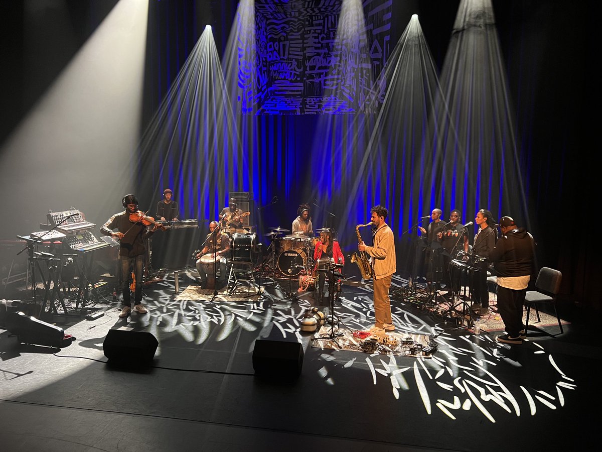 dennism's tweet photo. YANNICK HIWAT
VOORPREMIÈRE NORTH SEA JAZZ COMPOSITIEOPDRACHT 2023 #LantarenVenster #Rotterdam #soundcheck #NSRT #NSJ kaarten aan de kassa en online #showtime 20:30 https://t.co/kRXmMXCK06