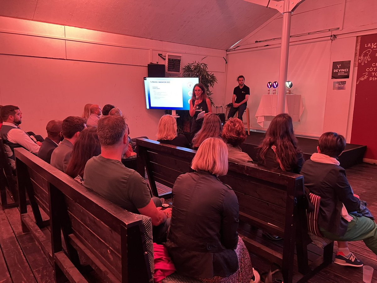 Remise des prix de l’#innovation du <a href="/poledevinci/">Pôle Léonard Vinci</a> au <a href="/autrinquet/">Au Trinquet</a> pour récompenser la créativité de nos enseignants et staff de l’<a href="/ESILVparis/">ESILV</a>, l’<a href="/EMLVparis/">EMLVparis</a>, l’<a href="/IIMparis/">IIM</a> et <a href="/DevinciExec/">Devinci Executive Education</a>