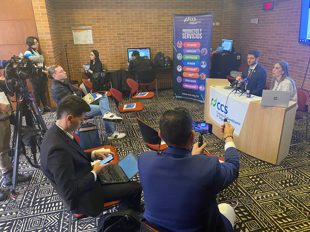 Sumarse's tweet photo. Inicia el #56CongresoCCS y el #ForoArise con Rueda de Prensa liderada por Adriana Solano, presidenta CCS, y Nahuel Arenas, jefe regional de @UNDRR @uniceflac @Connecting_biz @ARISE_USNetwork https://t.co/tccDc2JmEy