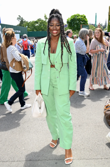 EscatUninter's tweet image. Las celebridades mejor vestidas en Wimbledon 2023
#UninterTeConecta #unintermás #celebridades #wimbledon2023 #diseños #moda