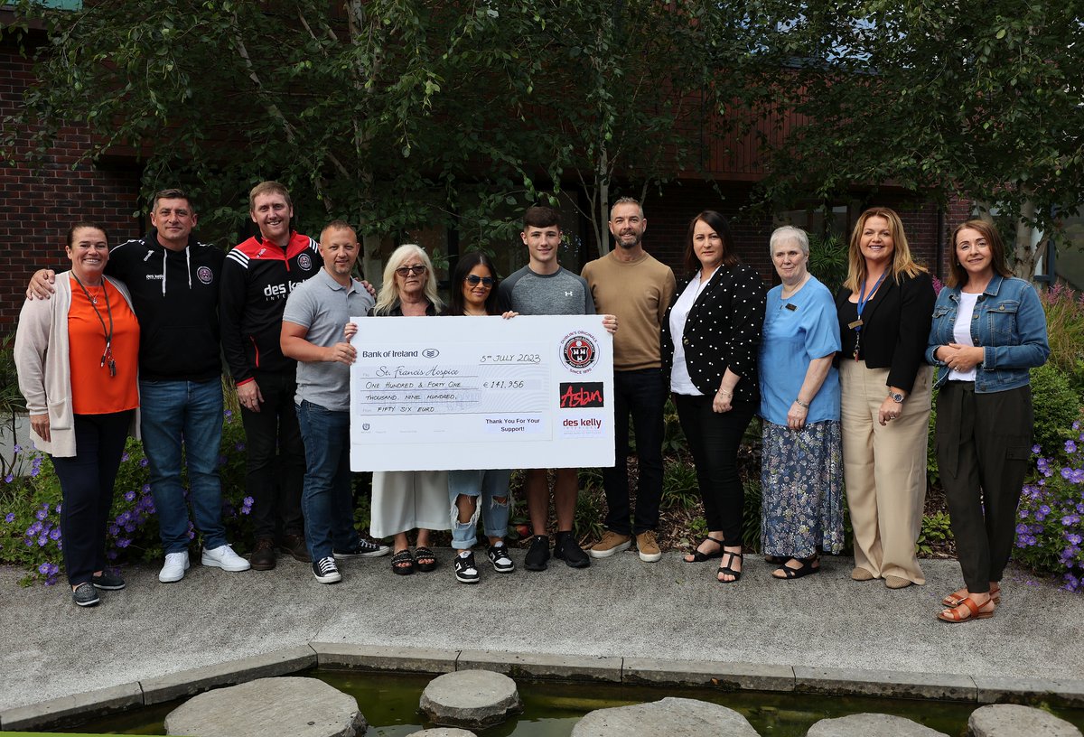 bfcdublin's tweet photo. ❤️🖤 St Francis Hospice, Bohemian Football Club, the Dignam family, Aslan and Des Kelly Interiors wish to express our gratitude to everyone who helped raise €141,976 by purchasing our one-off fundraising jersey in memory of Christy Dignam: https://t.co/E96iNfpONJ https://t.co/iSwtj7s5jJ