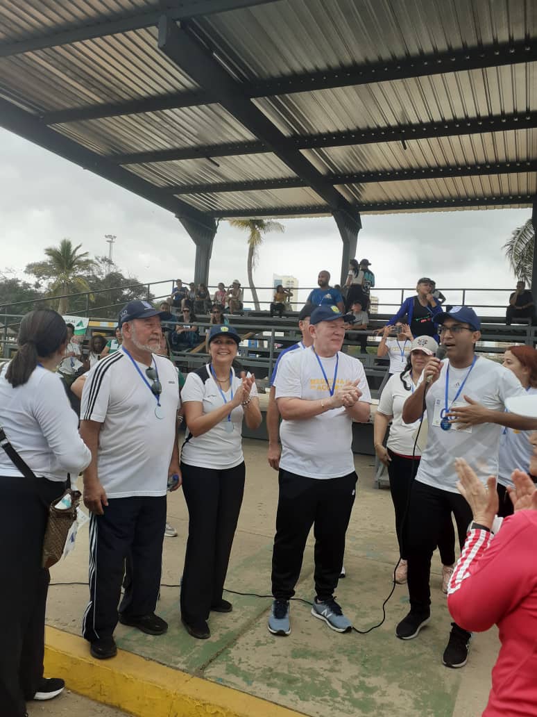 Vice Adm de LUZ tweet media