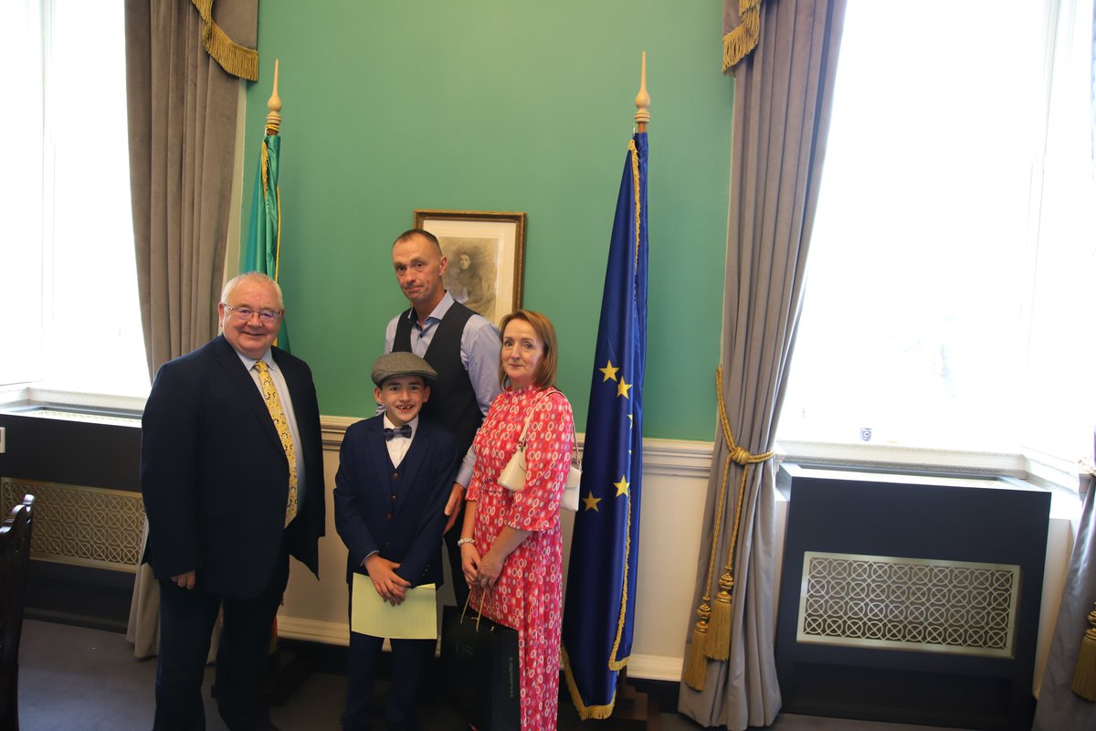 Finally, Aaron got to meet the Ceann Comhairle in his office for a quick chat before heading home.

And to Aaron, from Everyone in the Parliamentary Community in the Houses of the Oireachtas, we hope you &amp; your family had a great day &amp; we welcome you back anytime. #SeeForYourself