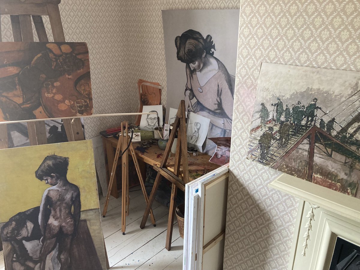 MichealEAP's tweet image. Norman Cornish’s house at @museum_beamish. Alumni of the #Spennymoor Settlement. Worked 9 hours a day at the pit then home for tea and straight to the Settlement to learn painting. 
Sold his artwork around the world. He worked at the pit even after he found fame as a painter.