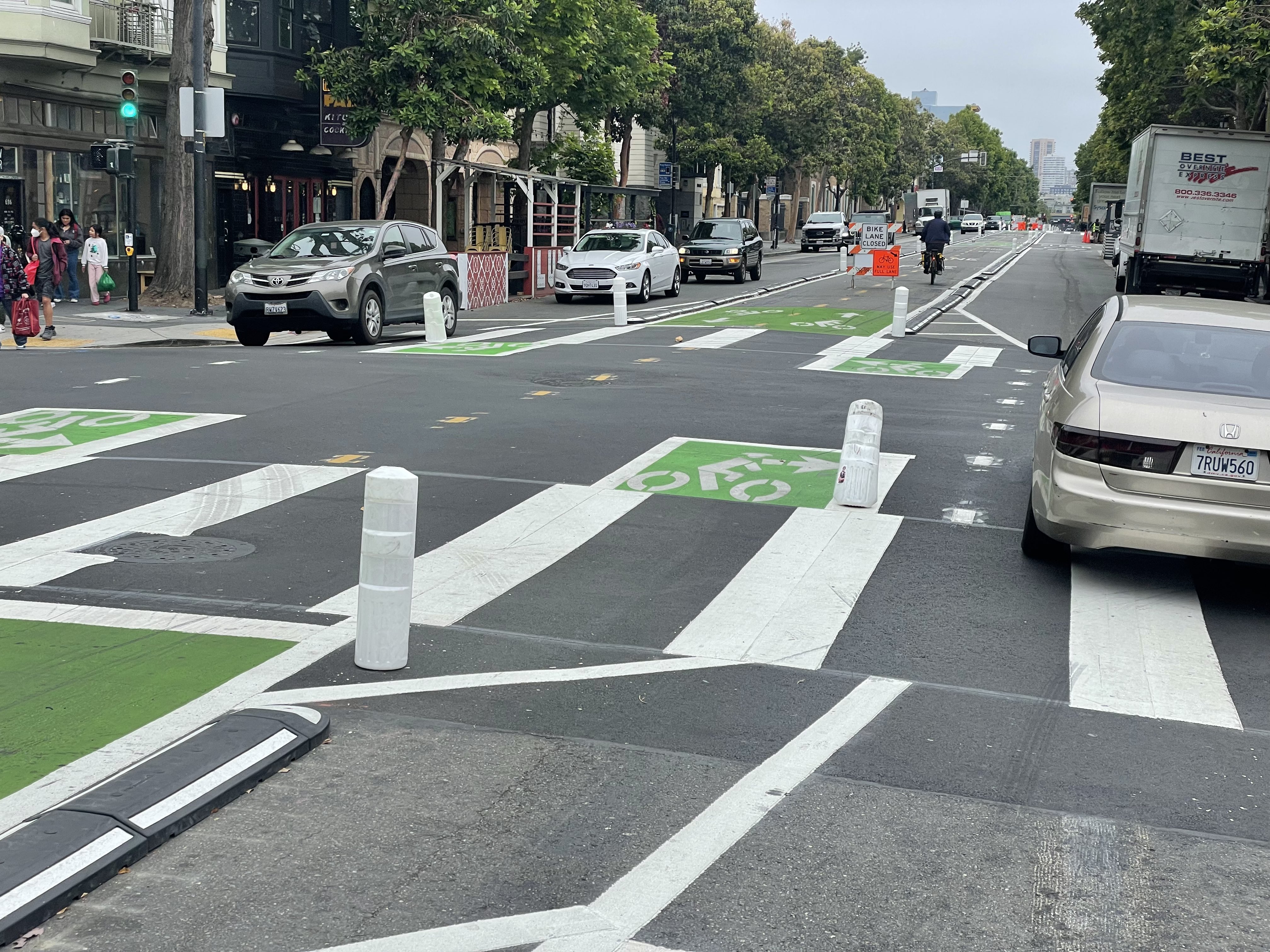 Luke Bornheimer on X: &ldquo;The Valencia Street center cycle track is 