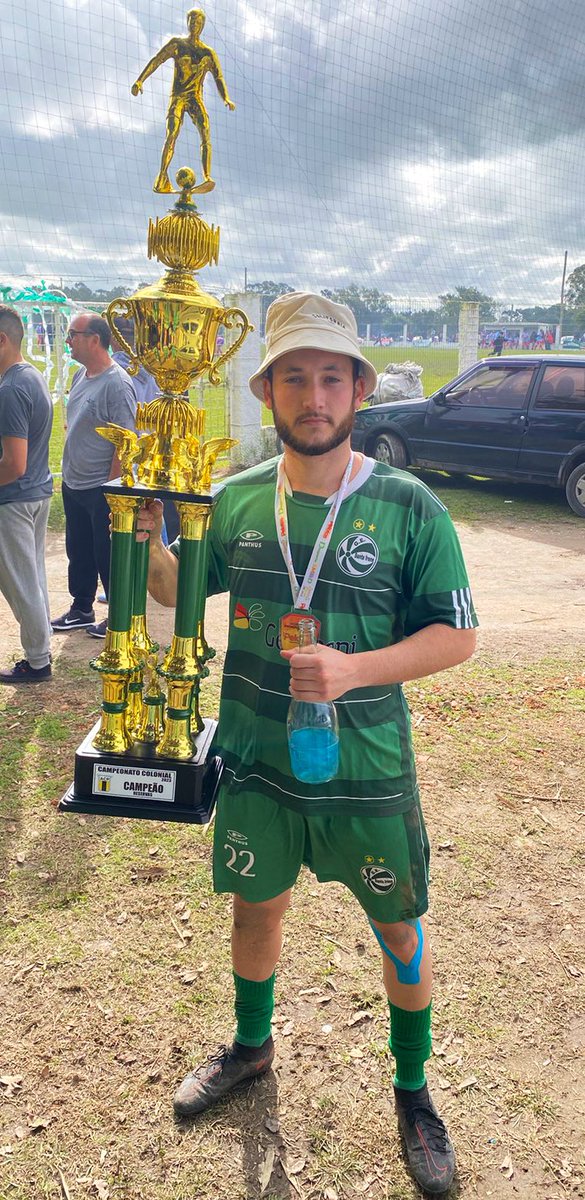 jonathanIahnke's tweet photo. Segue tudo normal na colônia🏆 https://t.co/mniu9PgdQY