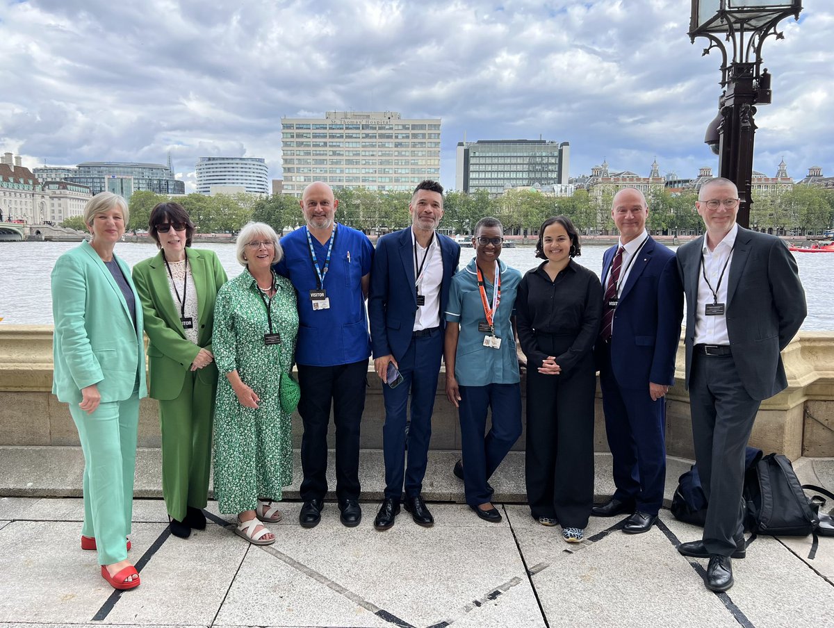 Celebrating 75 years of the NHS in Parliament with a group of @nottmhospitals staff 🎂

Thank you for everything you do for Nottingham. Your work is invaluable. 💙

#NHS75 #NHSBigTea