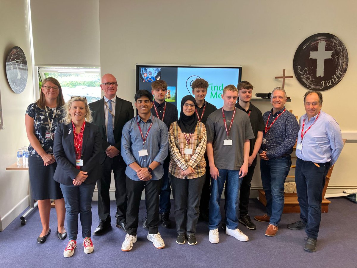 Last week, Our CEO, @sdavies1971, visited young people in Bournemouth as part of our #InspiringFutures Project

It was great to see the impact of this programme, with many students and teachers realising the benefits of applied learning, which can be achieved through our