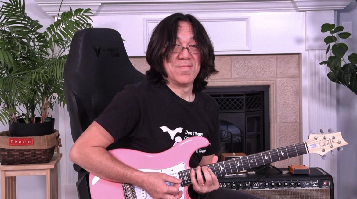 TomoJustFunky's tweet image. Play a funky groove, 
and learn voice-leading with triads! 
See my Wednesday Wisdom email for details 
tfujita.news/Funky-Groove

@prsguitars @JohnMayer #prs #silversky #johnmayer #tomofujita #guitarwisdom #guitar #guitarist