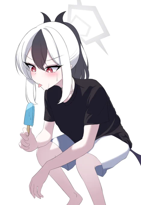 カヨコは多分アイスチロチロ舐めるよ。#ブルアカ 