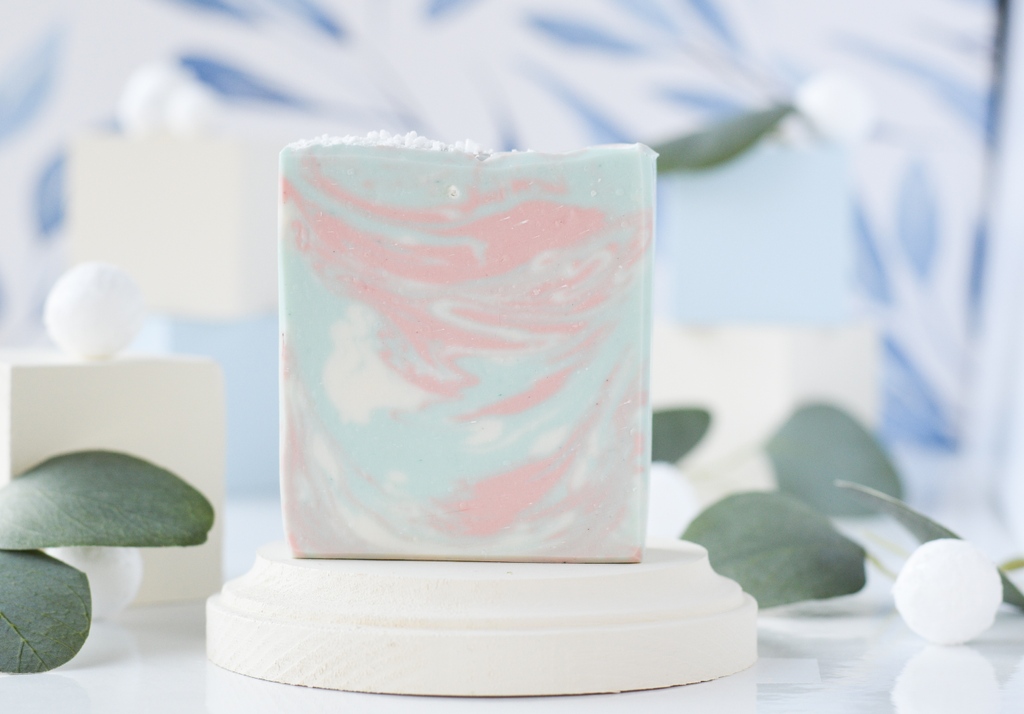 FairmountSoap's tweet photo. Pink Salt and Water Lily - a blend of fresh water lilies and sea salt⁠
⁠
To shop our new releases click the link in our bio or head to https://t.co/Z7I9eoRKYT or https://t.co/vplpHZOOFE⁠
⁠
#coldprocesssoap https://t.co/GH7RHWCO9i