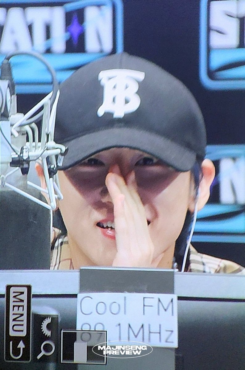 ma_jinseng's tweet photo. 230706 스테이션제트 프리뷰 #창균 #아이엠 #IM #임창균 #OVERDRIVE 

 🫳🏻     복복⋆⁺₊⋆ ♡̷̷̷
균디 https://t.co/F6pRGIQ0na