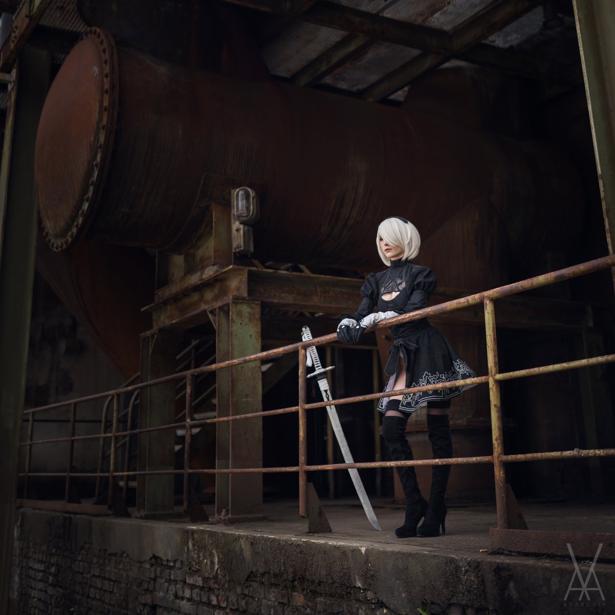 Avarcair's tweet photo. "I surveyed the entire factory, but couldn't find anything resembling our target..."

Cosplay: 2B (@NieRGame )
Cosplayer: @TVYukiCos  https://t.co/divuXRs8Om
Photo / Edit: Me
Event: @DoKomi
Location: @Landschaftspark 

#2B #cosplay #nierautomata #squareenix #Dokomi2023 #dokomi https://t.co/Xjft03cb5w
