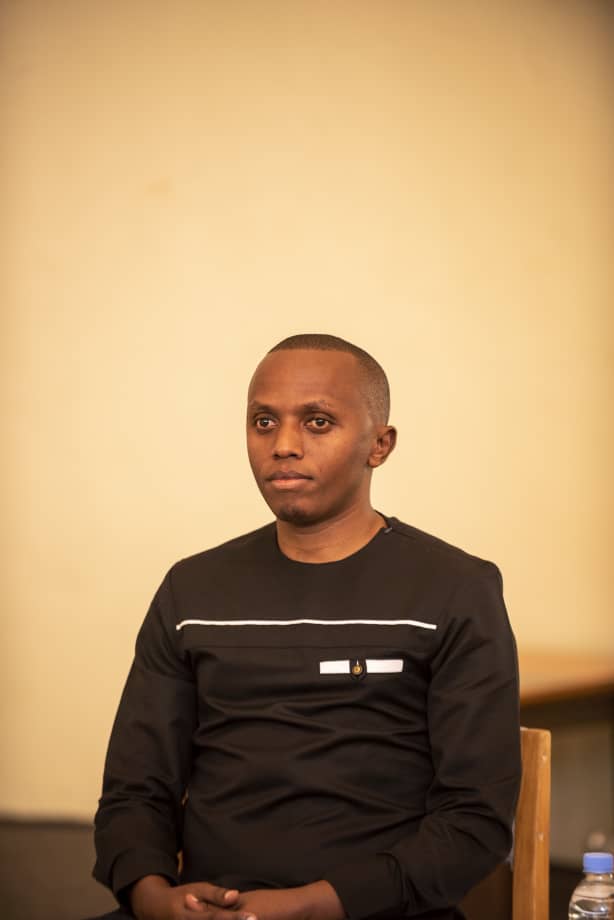 3/5 "Aba babyeyi baduhetse mu bihe bikomeye, batwigisha ubuzima, batwigisha ko twarokotse Jenoside tugomba kurwana tukishakamo igisibizo, ababyeyi bacu ni igicaniro cy'ibyishimo natwe tubasezeranyije ko tutazabayenguha."

<a href="/KaTiziano/">Karangwa Tiziano</a>/ umwe mu bavutse ku warokotse Jenoside.