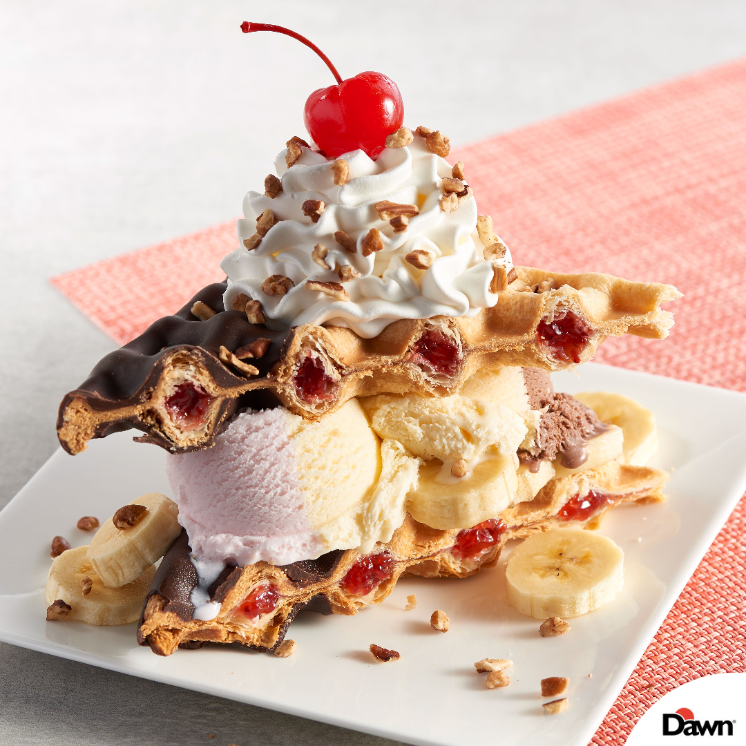 DawnFoodsUK's tweet image. 🍦🍪 For something a little more indulgent, why not try our Dawn Waffle or Cookie Mix alongside a scoop or two of tasty ice cream. It's also a good opportunity to premiumise it as well by getting creative with your toppings.
#BakeryIngredients : bit.ly/3NDhAaU