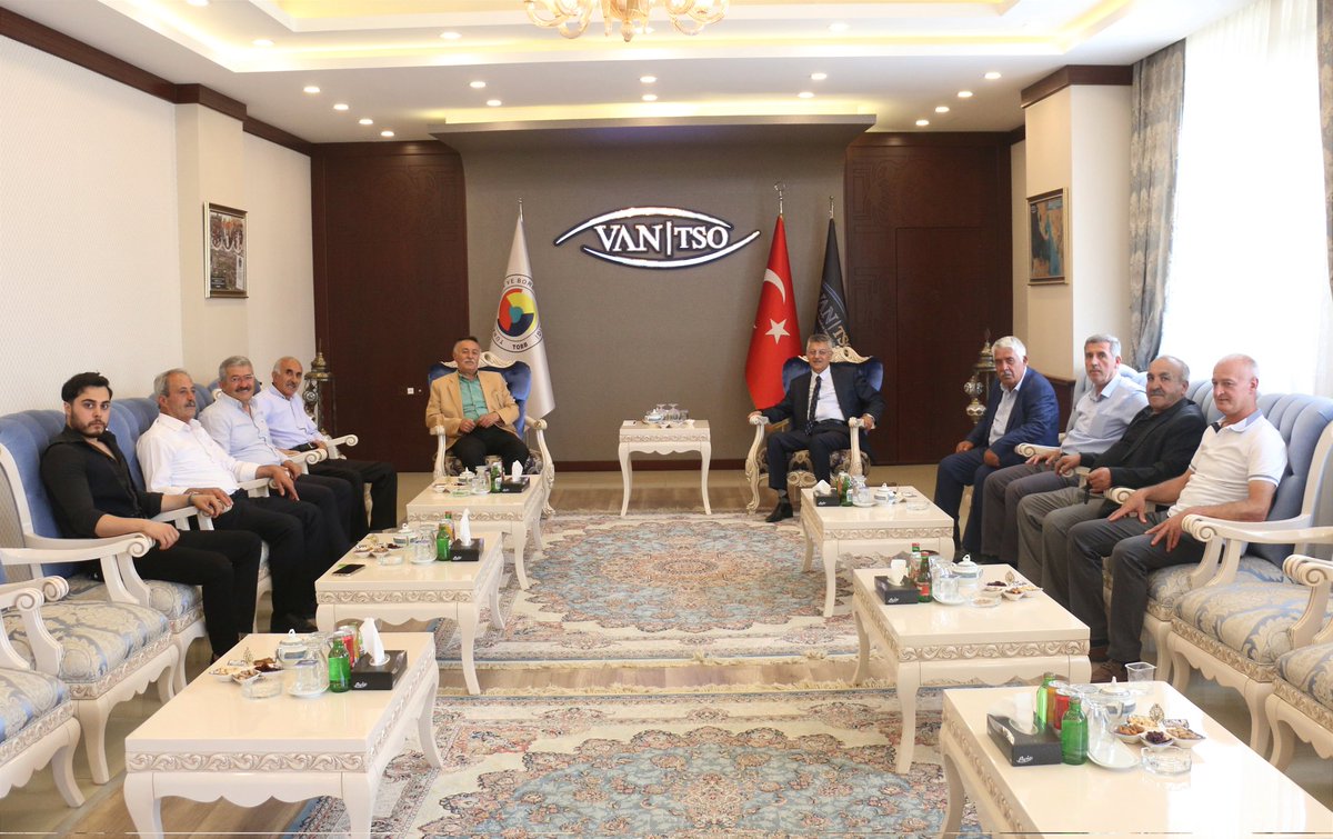 Odamıza nezaket ziyaretinde bulunan Görentaş Ailesi; Türkiye Odalar ve Borsalar Birliği (TOBB) Konsey Başkanlığına seçilen Yönetim Kurulu Başkanımız <a href="/NecdetTakva/">Necdet Takva</a>'ya başarı dileklerinde bulundu.

<a href="/NecatGorentas/">Doç.Dr.Necat Görentaş</a>