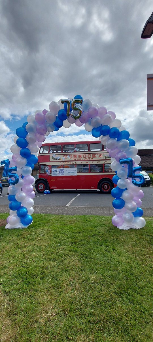 A massive thank you to everyone who took part staff, service users & visitors alike. Huge thanks also go to Ken & the 404 group @GVVTGlasgow - the bus was a huge hit. @NHSGGCMHPT @NHSGGC