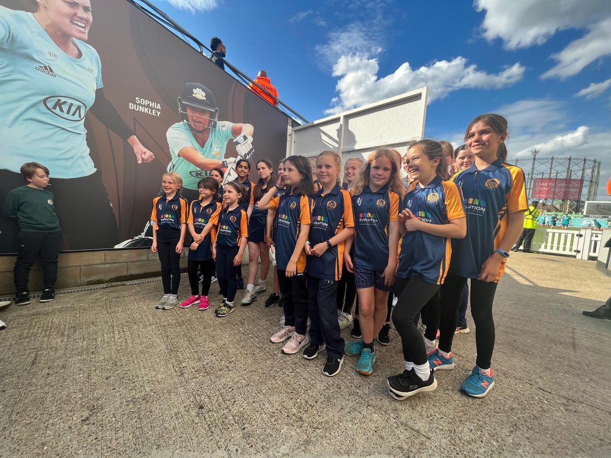 OldRutlishians's tweet image. Old Ruts cricketers getting ready to form the guard of honour at the Women’s Ashes tonight 💙💛🏏