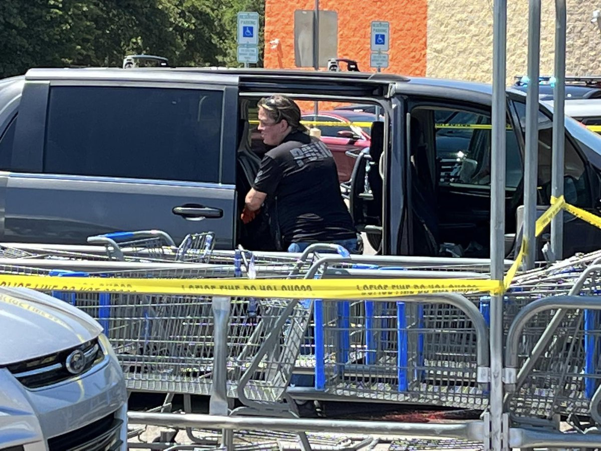 UPDATE ON BOY SHOT OUTSIDE WALMART: Choctaw Police say the boy accidentally shot by his 14 YO brother suffered through-and-through wound. Decision will be made Friday on whether to have surgery. The victim is 12 years old. Police originally said he was 8.

news9.com/story/64a4729c…