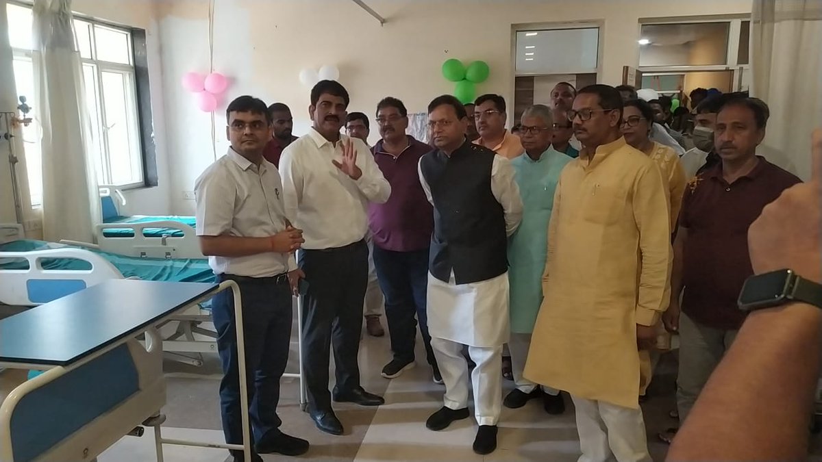 जनपद में पीपीपी मोड के आधार पर केएमसी मेडिकल कॉलेज व अस्पताल में जननी सुरक्षा योजना का शुभारंभ मा. केंद्रीय वित्त राज्यमंत्री श्री पंकज चौधरी द्वारा किया गया। इससे जनपद में लोगों को बेहतर स्वास्थ्य सेवा उपलब्ध होंगी।