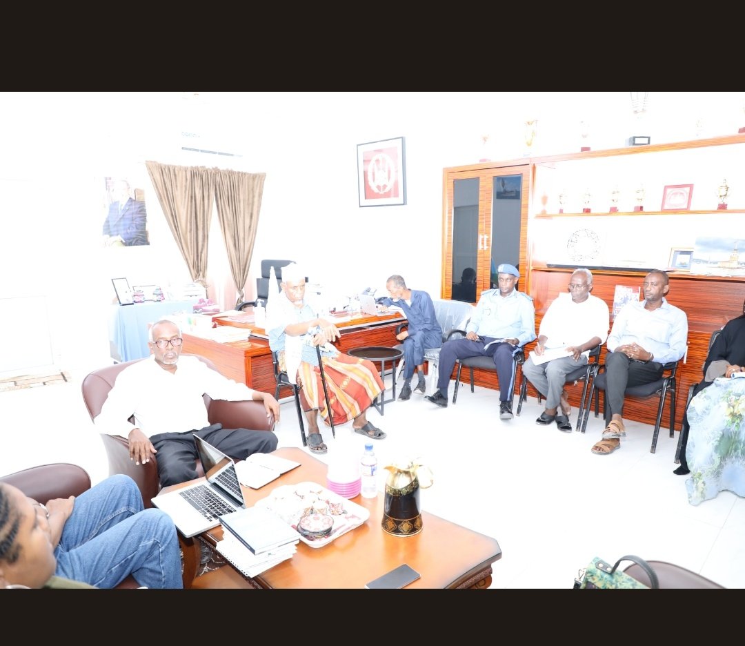 #Djibouti #RapidResponseFundProjects #2ndRound #RRFProjectSites
 @igadcewarn team & @AustrianDev start’d M & E visits of the #2ndRoundProjects in #Tadjourah & #Dikhil regions, RRF project sites in #Djibouti. M & E team met with #LocalAuthorities and #beneficiaries.