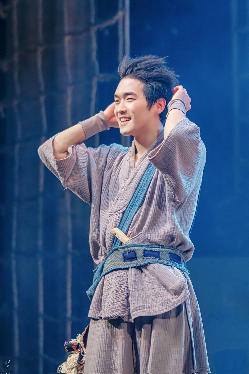 arrrrPic's tweet photo. 230705 스웨그에이지 외쳐! 조선  

호로쇠 役 #장재웅 

탐관오리 긴장해라잇! https://t.co/CtPWsl4Qo8