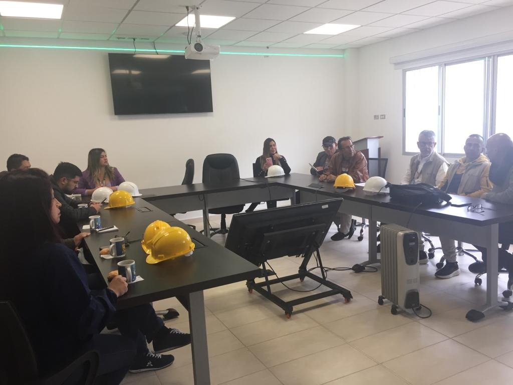 DGRDPasto's tweet photo. Efectuamos visita #CEGIRDPASTO #SIRE119PASTO con acompañamiento
@CGR_Colombia y comunidad. Avance obra 86%
@alcaldiapasto
@GERMANCHAMORRO1
@UNGRD
@Asocapitales
@USAID_Colombia
@paulocesarpaz
@CaracolPasto
#LaGranCapital
@Empopasto
@emaspasto2
@Southcom
@bomberospasto https://t.co/tQsZA6qmsH