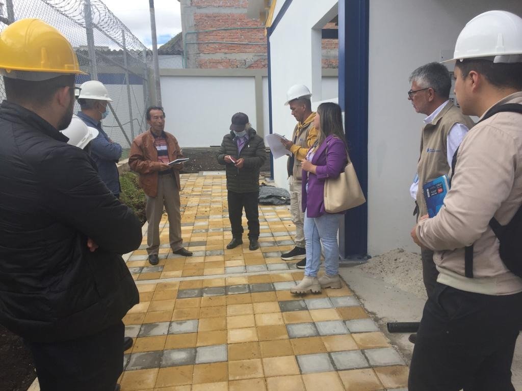 DGRDPasto's tweet photo. Efectuamos visita #CEGIRDPASTO #SIRE119PASTO con acompañamiento
@CGR_Colombia y comunidad. Avance obra 86%
@alcaldiapasto
@GERMANCHAMORRO1
@UNGRD
@Asocapitales
@USAID_Colombia
@paulocesarpaz
@CaracolPasto
#LaGranCapital
@Empopasto
@emaspasto2
@Southcom
@bomberospasto https://t.co/tQsZA6qmsH