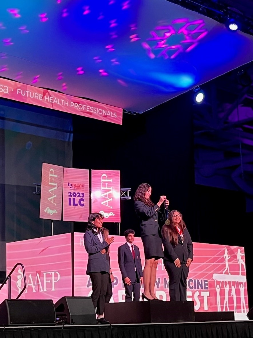 The #AAFP Medical Education team had a great time at #HOSAILC2023, hosting a workshop and panels, judging competitions and meeting future health professionals and family doctors. A special shout-out to the winners of the Family Medicine Competition! @HOSAfhp