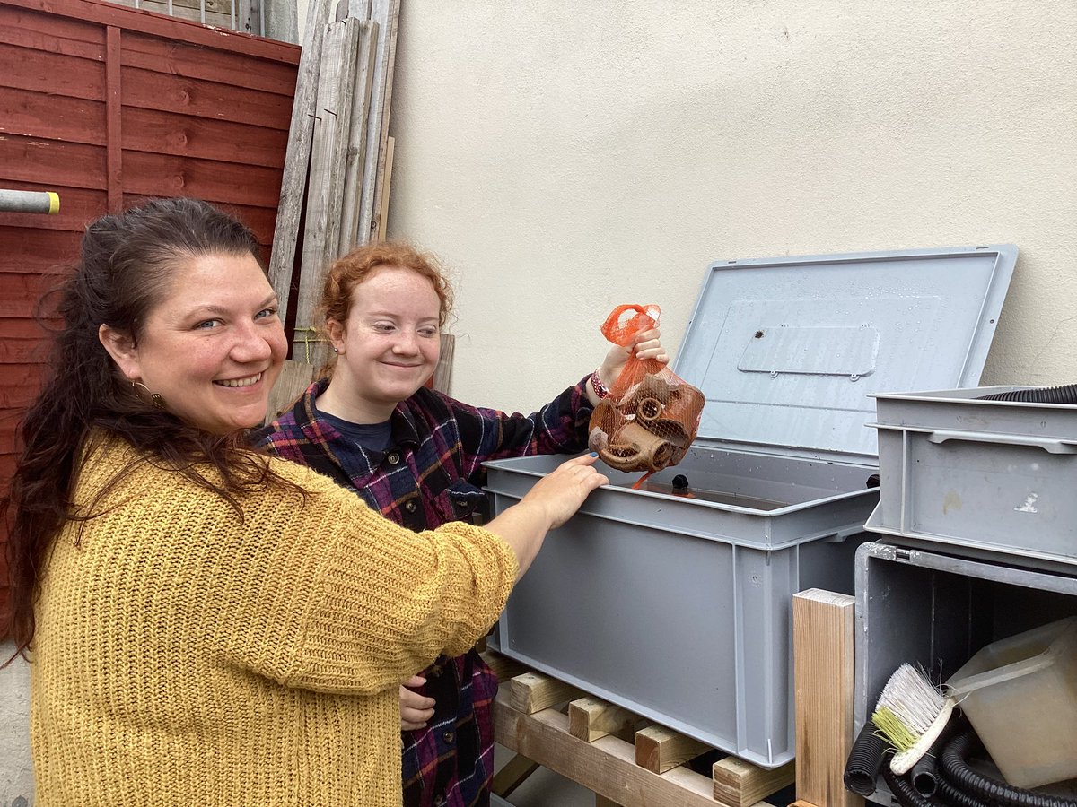 Rhiannon has got her hands on Roman and medieval artefacts with archaeology @shipsproject @TheShipsProject and learned how to identify, catalogue and desalinate finds from the ocean.  Thanks for hosting #workexperience #enrichmentweek23 #raisingaspirations