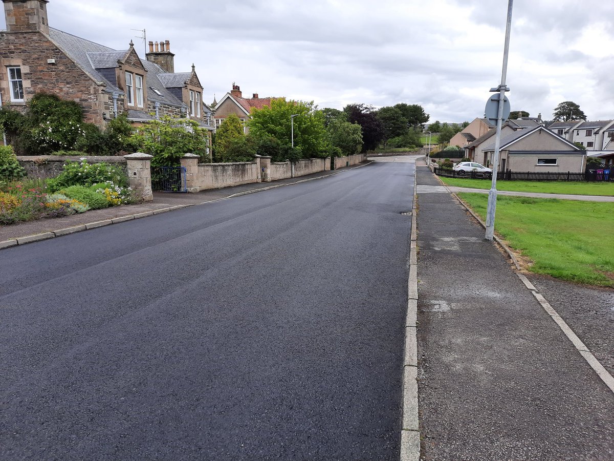 DonaldGattEsq's tweet photo. Good to see some newly surfaced #roads in #Cullen this afternoon. #ConservativeAction https://t.co/wbif0eQ22h