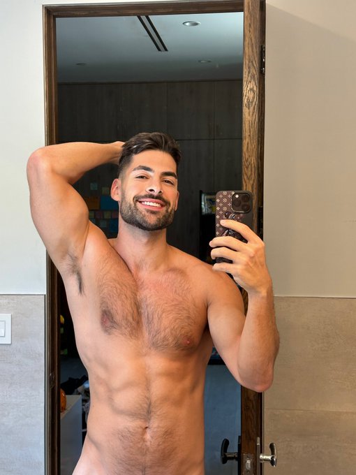 Morning ❤️😍 https://t.co/9YWcGX2Wt1