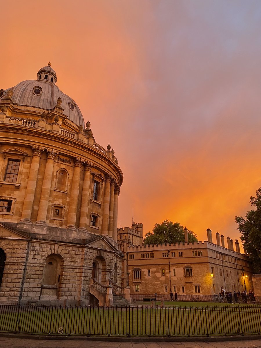 Golden hour 🌅

📷 | @TatjanaSchulze_ (June, 2022)