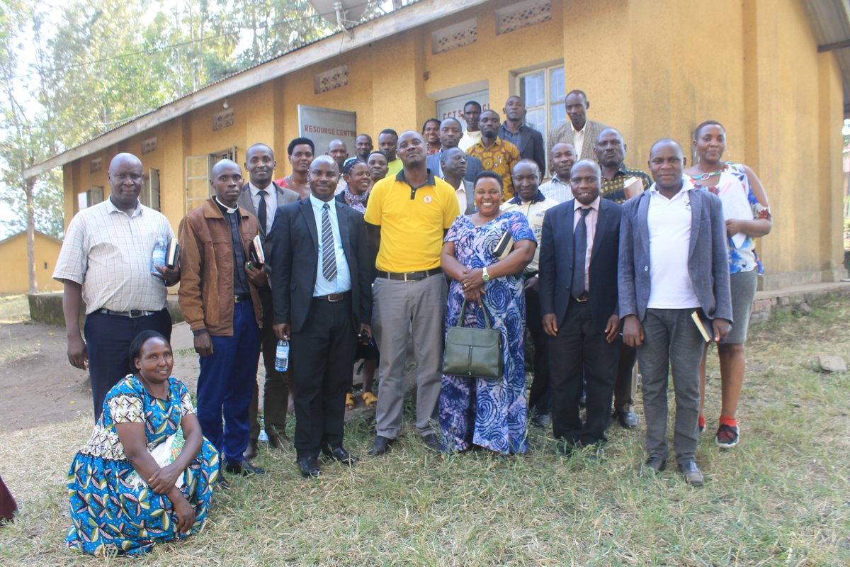 ICRP_Uganda's tweet photo. “As the church we have all the space that you need for this project launch”. Rev Nyomugyenyi
#OnsitePlanningMeeting
#IrrigationUpdates
#farming https://t.co/PRHIGW3XES