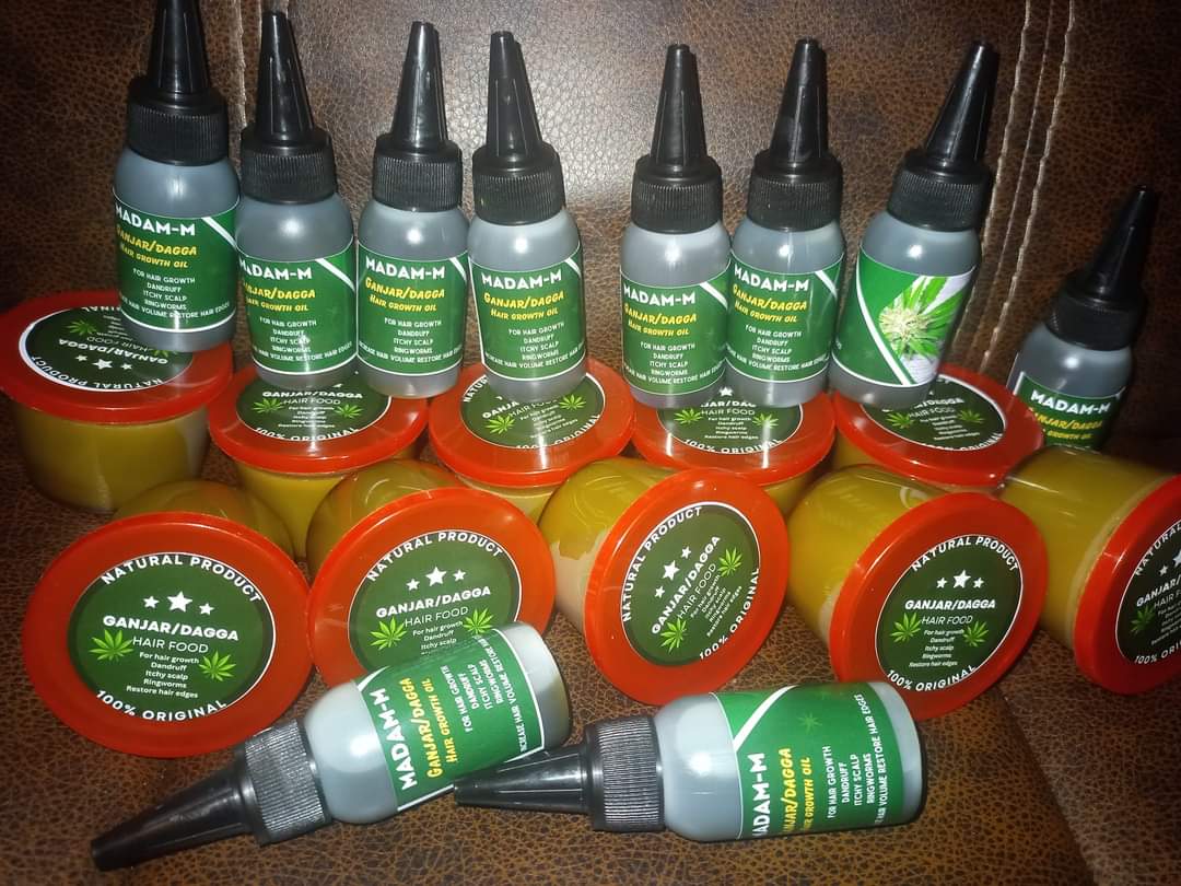 KeleMagobe1's tweet photo. Dagga hair food R50
Dagga hairspray R50
Whatsapp 0832856672 or DM 
Courier is available https://t.co/SeeCiYoibK