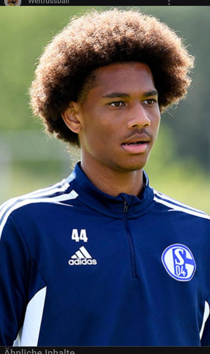 Justin_0102_'s tweet photo. Wird Sane doch nicht verliehen?
Laut Rammel lieferte der 20Jährige im ersten Training ab.
#rammel23 https://t.co/Pds8caCMb7