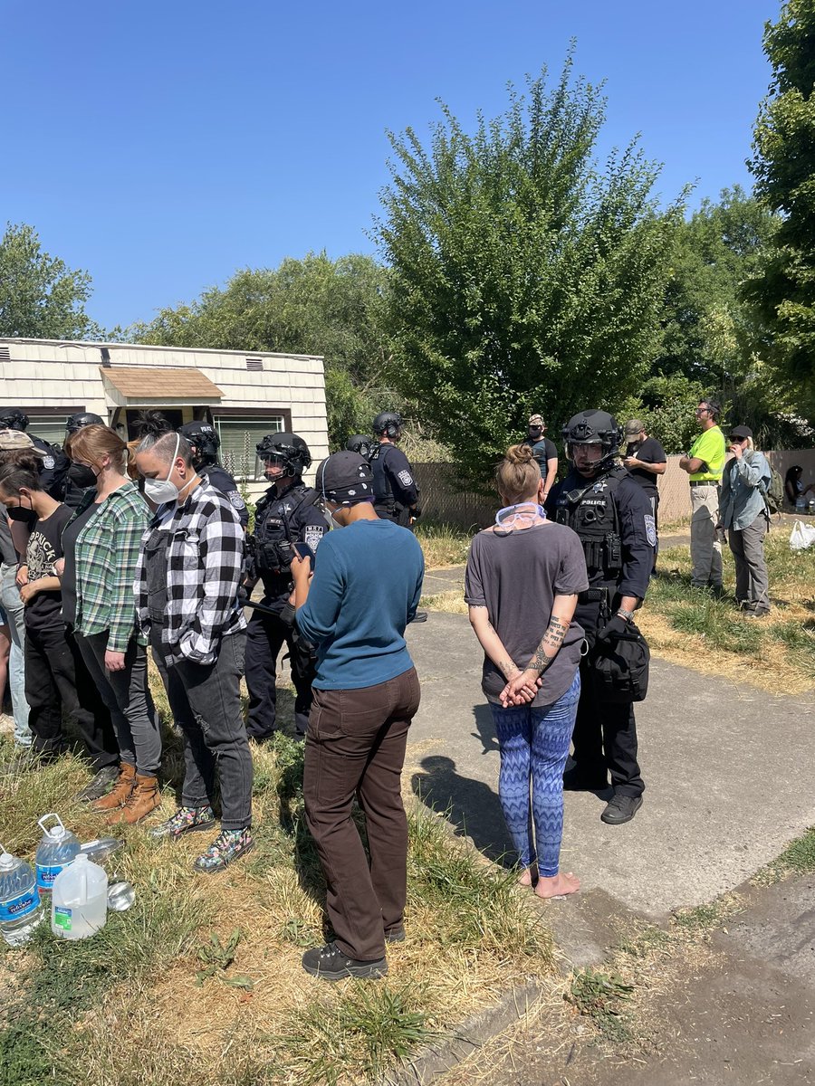 Eugene Rent Strike tweet media
