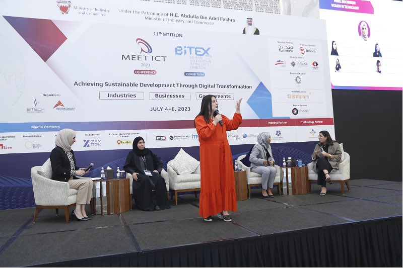 Mandy_Sanghera1's tweet photo. Thank you #MEETICTBahrain for this official picture of me speaking on women in technology
Its so important we give others a seat at the table and send the elevator back down for the next generation https://t.co/1DtIK5LTMJ