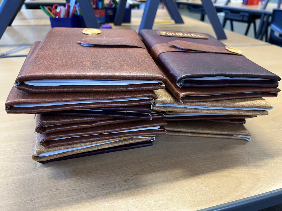 school_georges's tweet photo. Year 4 have made a library of books as part of a Briiish Library project @BL_Learning Each child was given a crew member from Shackleton’s Endurance and they’ve written in role. They made endpapers by marbling and created a compass seal to decorate. https://t.co/AVmlIZzWlN