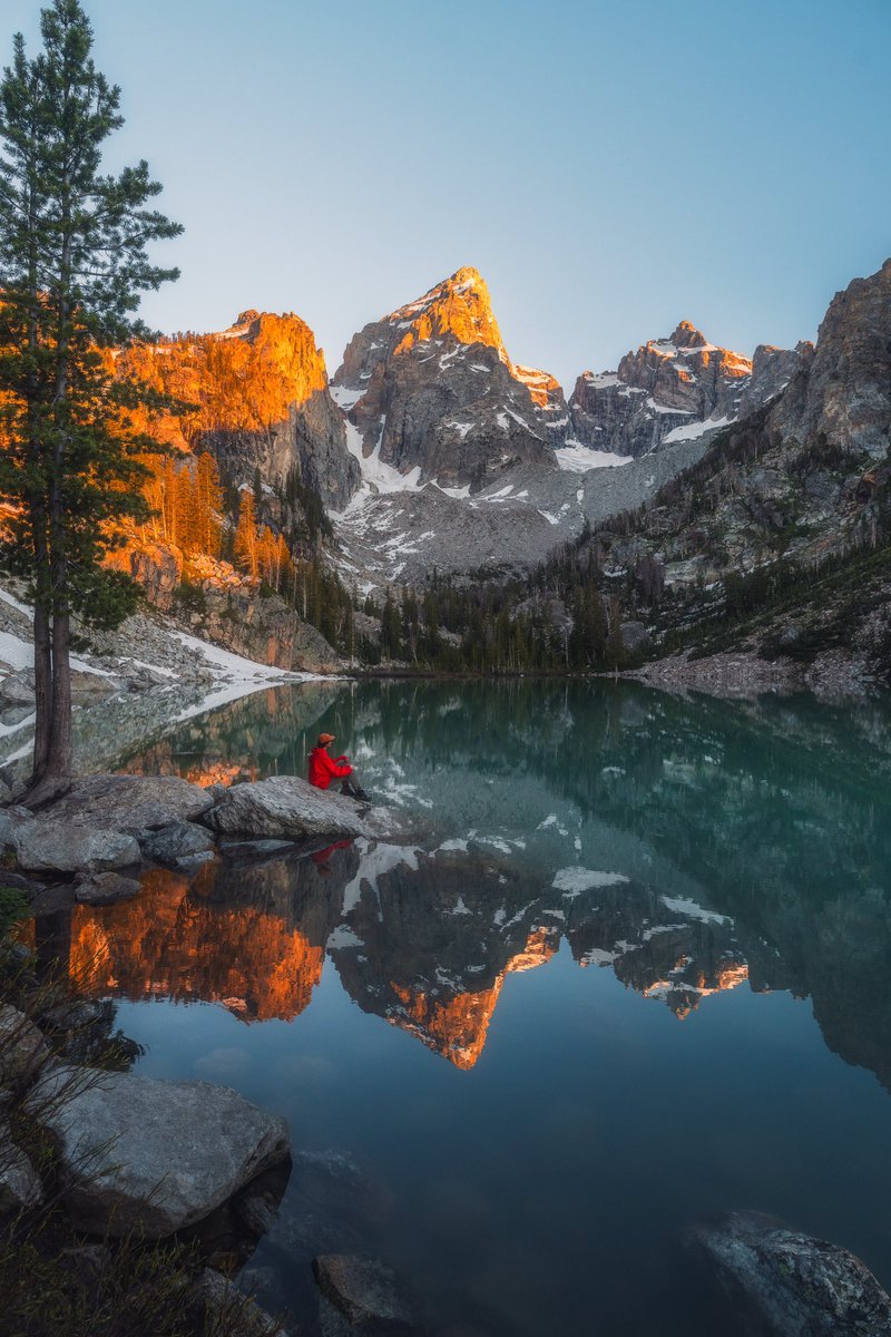 CodyConk's tweet photo. Sunrise at the Grand Tetons 📸 https://t.co/ffO0YKjcJ2