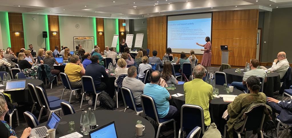 GaynorBahan's tweet photo. Yesterday was the national gathering of the Secondary Maths MAT Leads community. 

Special thanks to @Duncan_Baldwin and @nickmully from @endeavourlt for their reflections on KS3 assessment.

Great to work with @donaldson_maths @Noni_Rainbow @kag6maths @jaytimotheus @KnighterNerd https://t.co/RrdSWmlmk8