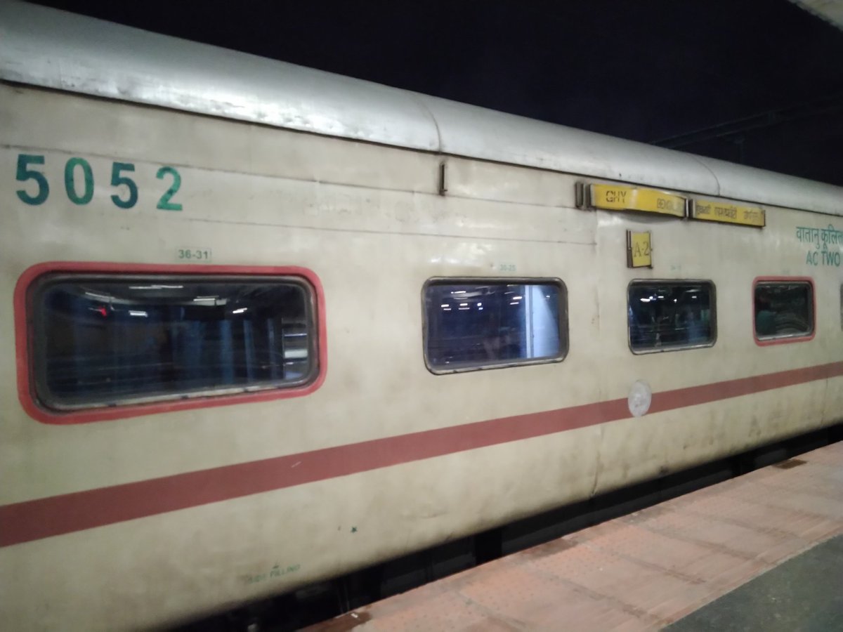 deutschewele's tweet photo. Excellent improvement of station infrastructure kudos @RailMinIndia 

"Excellent " improvement of train coaches "2A""... @RailMinIndia https://t.co/YkO8mbRWK8