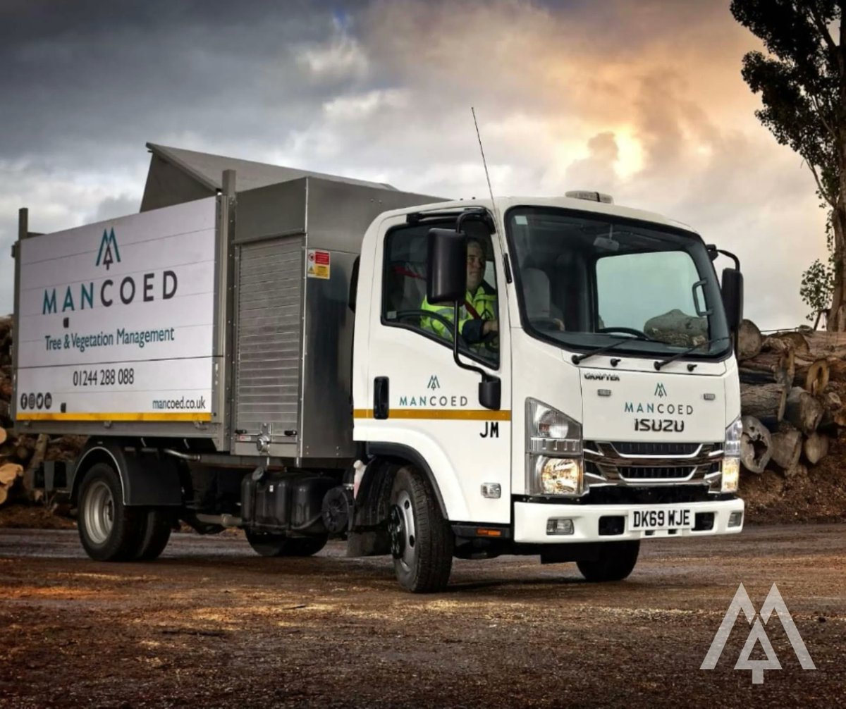 mancoedvm's tweet image. Do you ever look at a #tree &amp;amp; wish you knew more about it?
Our expert arborists provide tree care services &amp;amp; advice, ensuring your trees thrive &amp;amp; flourish all year round. #TreeCareExperts #ArboristServices #treesuregonwirral #treesurgeonchester #treeremoval #treecare #treeadvice