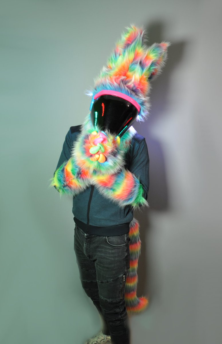 Hello Frens! We are back!!! With much better health! ❤️ We also finished  R@in! This proto is now ready for adoption 💜And we have a promotion code for you due to an occastion that we are back!🧡

LIPIEC5 will grant you a 5% discount on our Etsy listing! 🌈