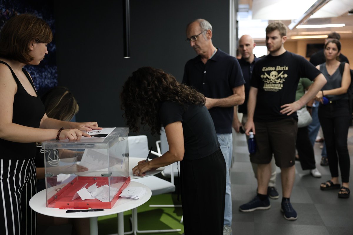 Comité de EL PAÍS tweet media